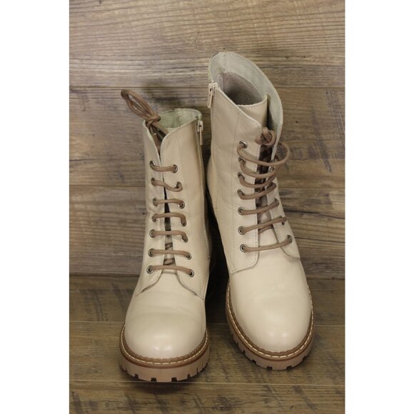 Bertuchi Combat Boots Women’s Size 9 Cream Leather Lace-Up Lug Sole Rugged - Picture 1 of 16